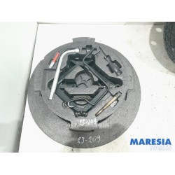 Alfa Romeo - 159 - Krikset + reservewiel