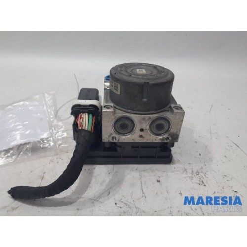 Citroen - DS3 - ABS pump