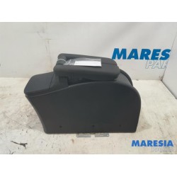 Renault - Grand Scenic - Middle console