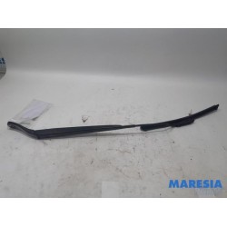 Citroen - DS3 - Front wiper arm