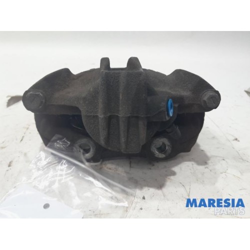 Citroen - DS3 - Front brake calliper, right