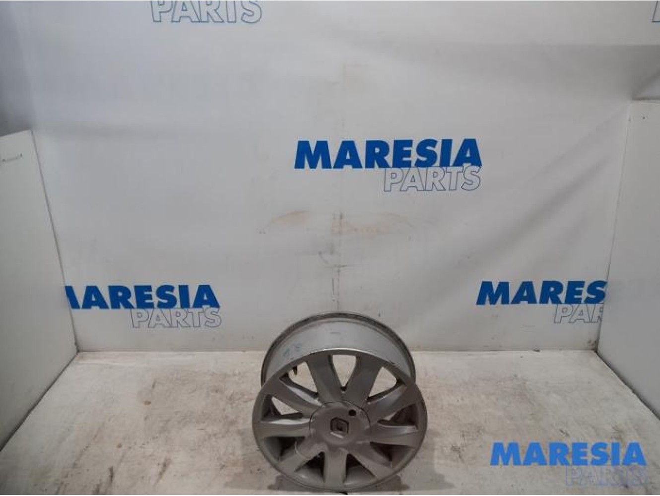 Renault - Grand Scenic - Wheel