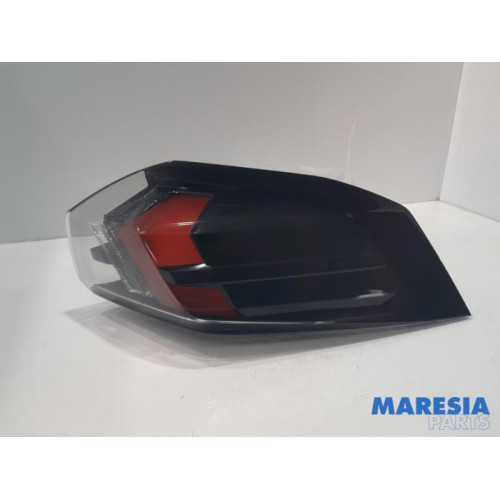 Peugeot - 2008 - Taillight, right