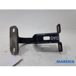Dacia - Logan - Tailgate hinge