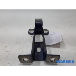 Dacia - Logan - Tailgate hinge