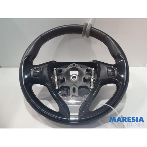 Renault - Clio - Steering wheel