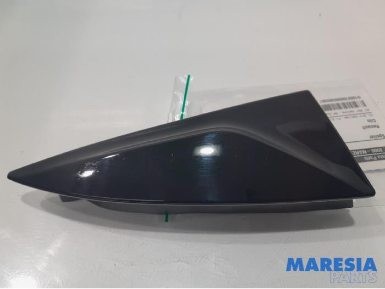 Renault - Clio - Spoiler