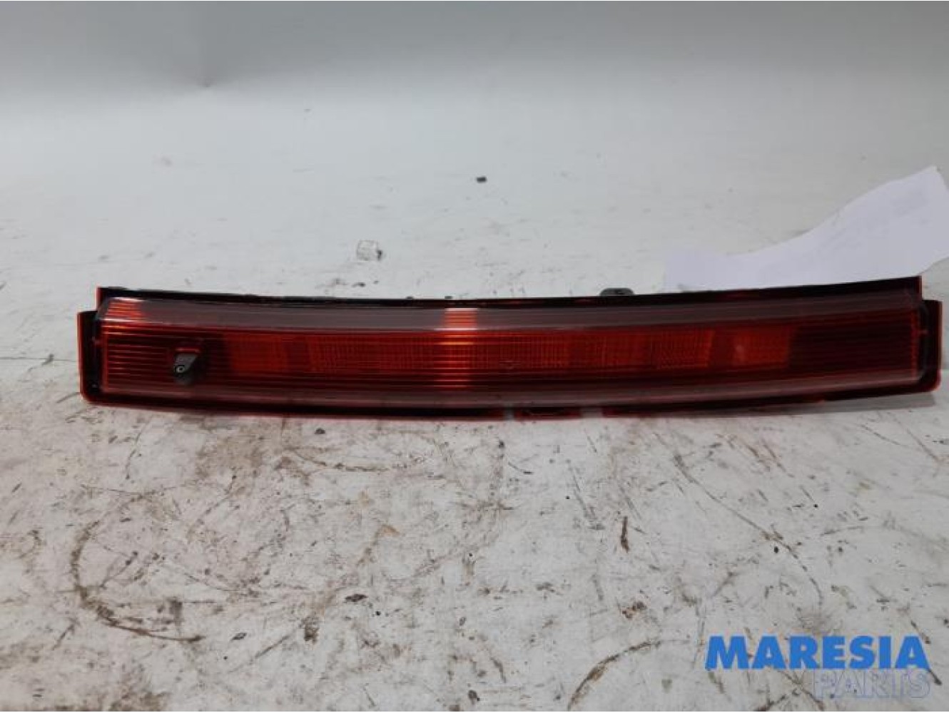 Renault - Clio - Third brake light