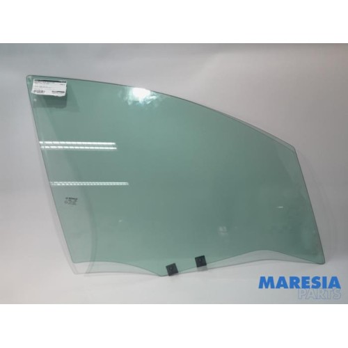 Renault - Clio - Door window 4-door, front right