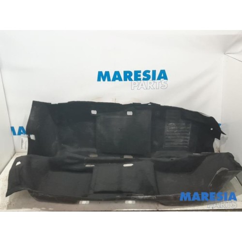 Peugeot - 2008 - Carpet