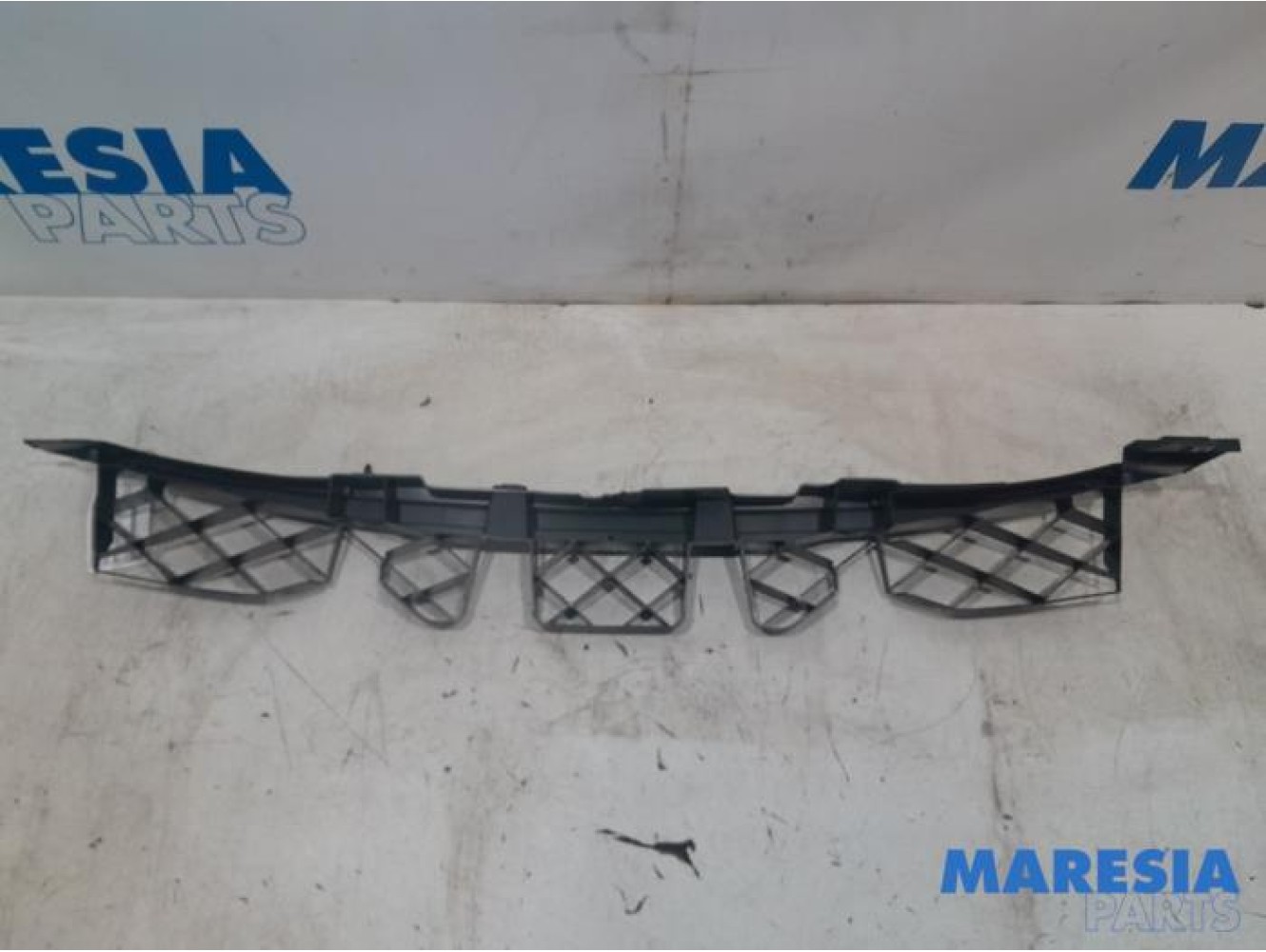Peugeot - 2008 - Rear bumper frame