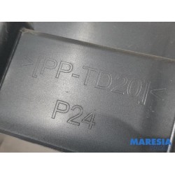 Peugeot - 2008 - Rear bumper frame