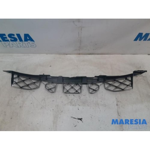Peugeot - 2008 - Rear bumper frame