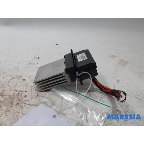 Renault - Grand Scenic - Heater resistor