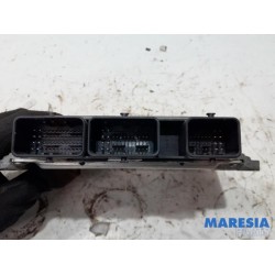 Renault - Grand Scenic - Engine management computer