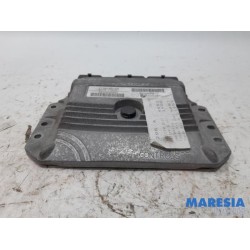 Renault - Grand Scenic - Engine management computer