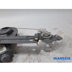 Renault - Grand Scenic - Rear door window mechanism 4-door, right