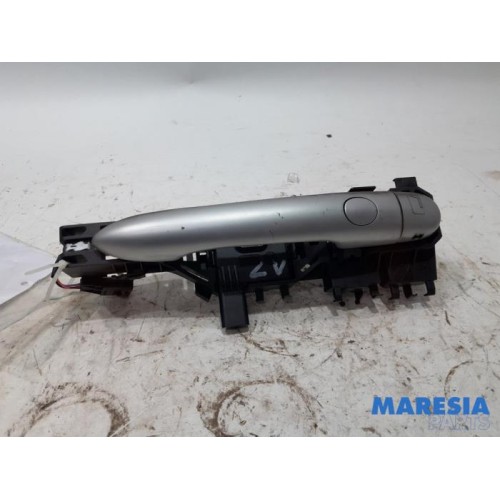 Renault - Grand Scenic - Door handle 4-door, front left