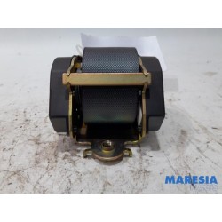 Renault - Grand Scenic - Rear seatbelt, centre