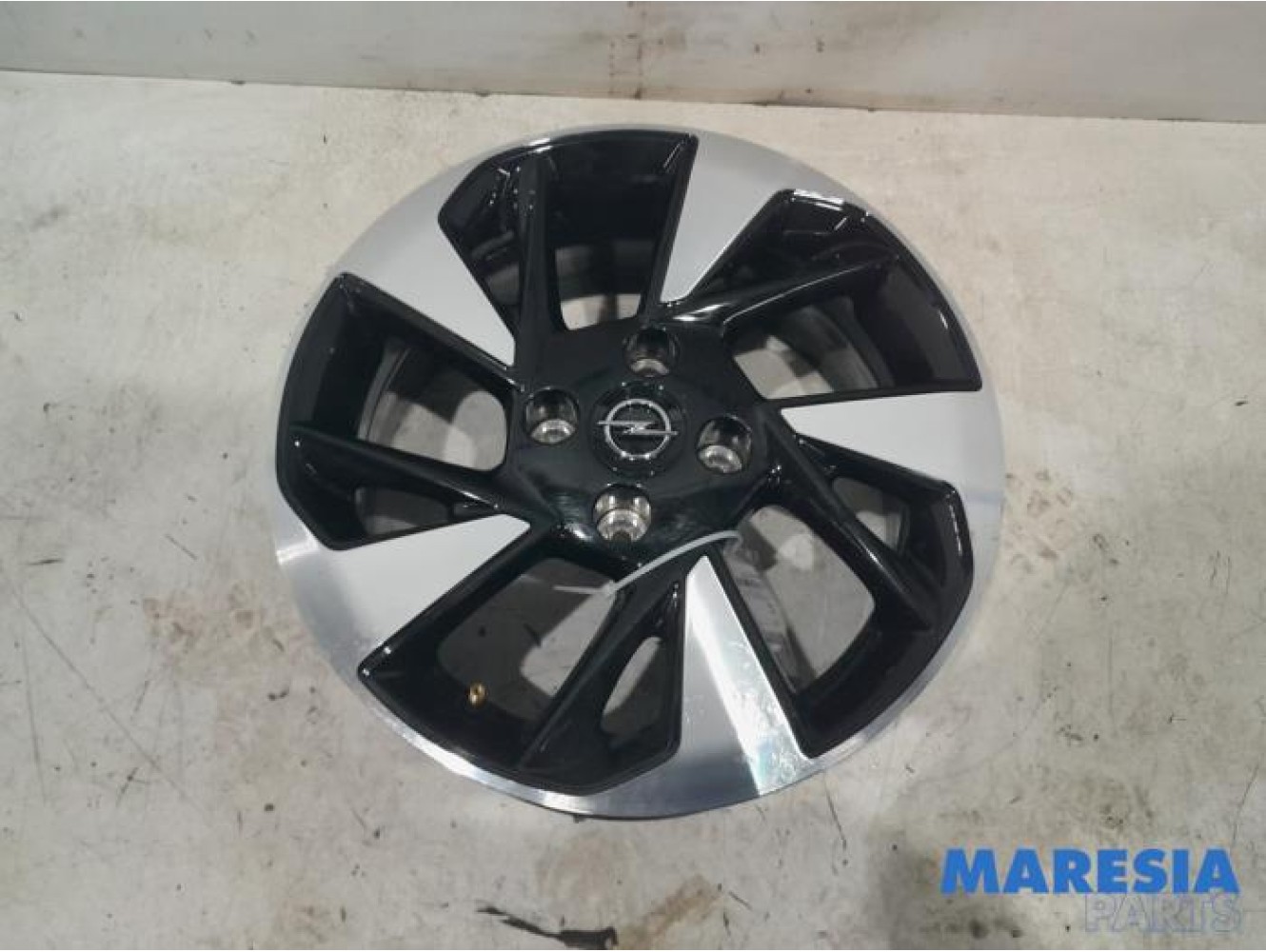 Opel - Corsa - Wheel