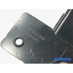 Opel - Corsa - Front part support