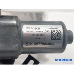 Peugeot - 308 - Rear wiper motor