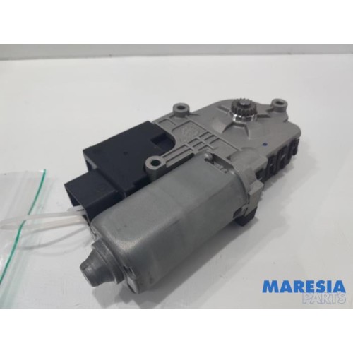 Peugeot - 308 - Schiebedach Motor