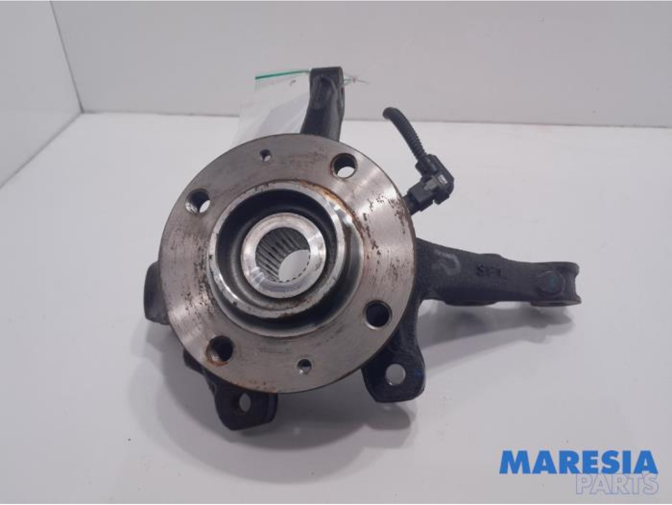 Opel - Corsa - Knuckle, front right