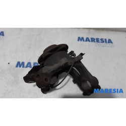 Renault - Megane - Knuckle, front right