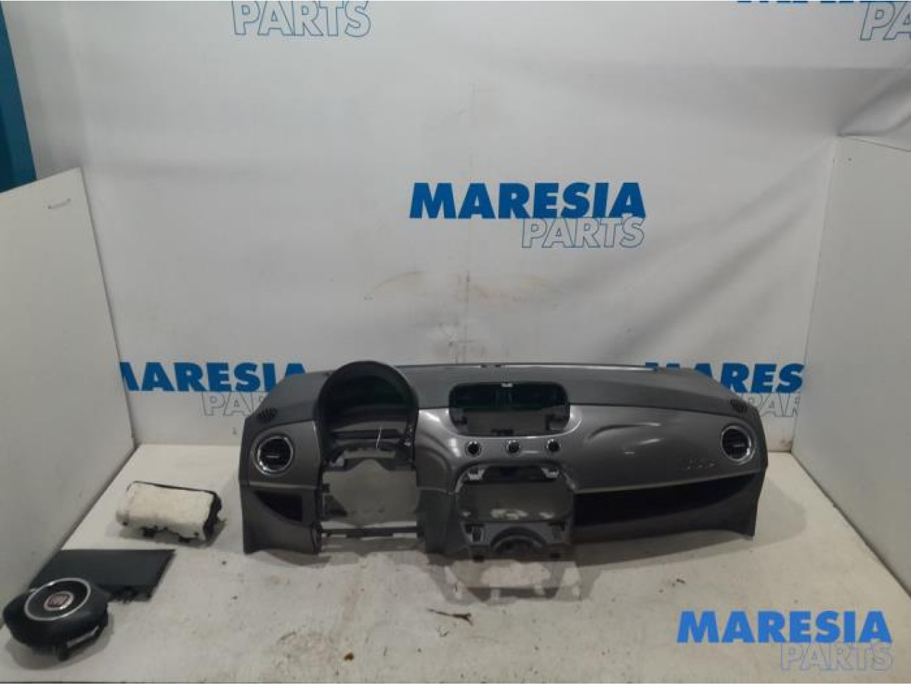 Fiat - 500 - Airbag set + dashboard