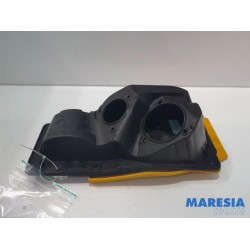 Renault - Trafic - Tank cap cover