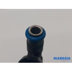 Renault - Clio - Injector (petrol injection)