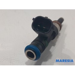 Renault - Clio - Injector (petrol injection)