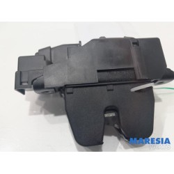 Citroen - C4 Cactus - Tailgate lock mechanism
