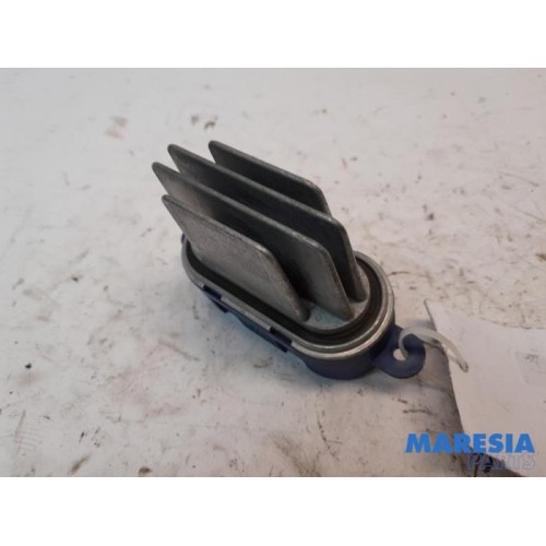 Renault - Laguna - Heater resistor