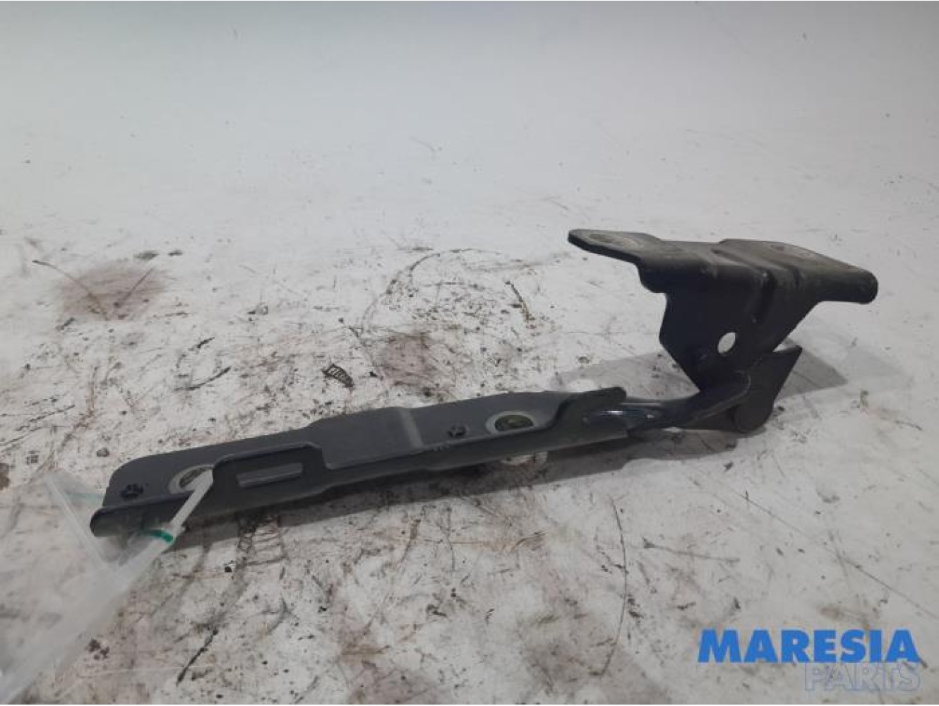 Citroen - C5 - Bonnet Hinge