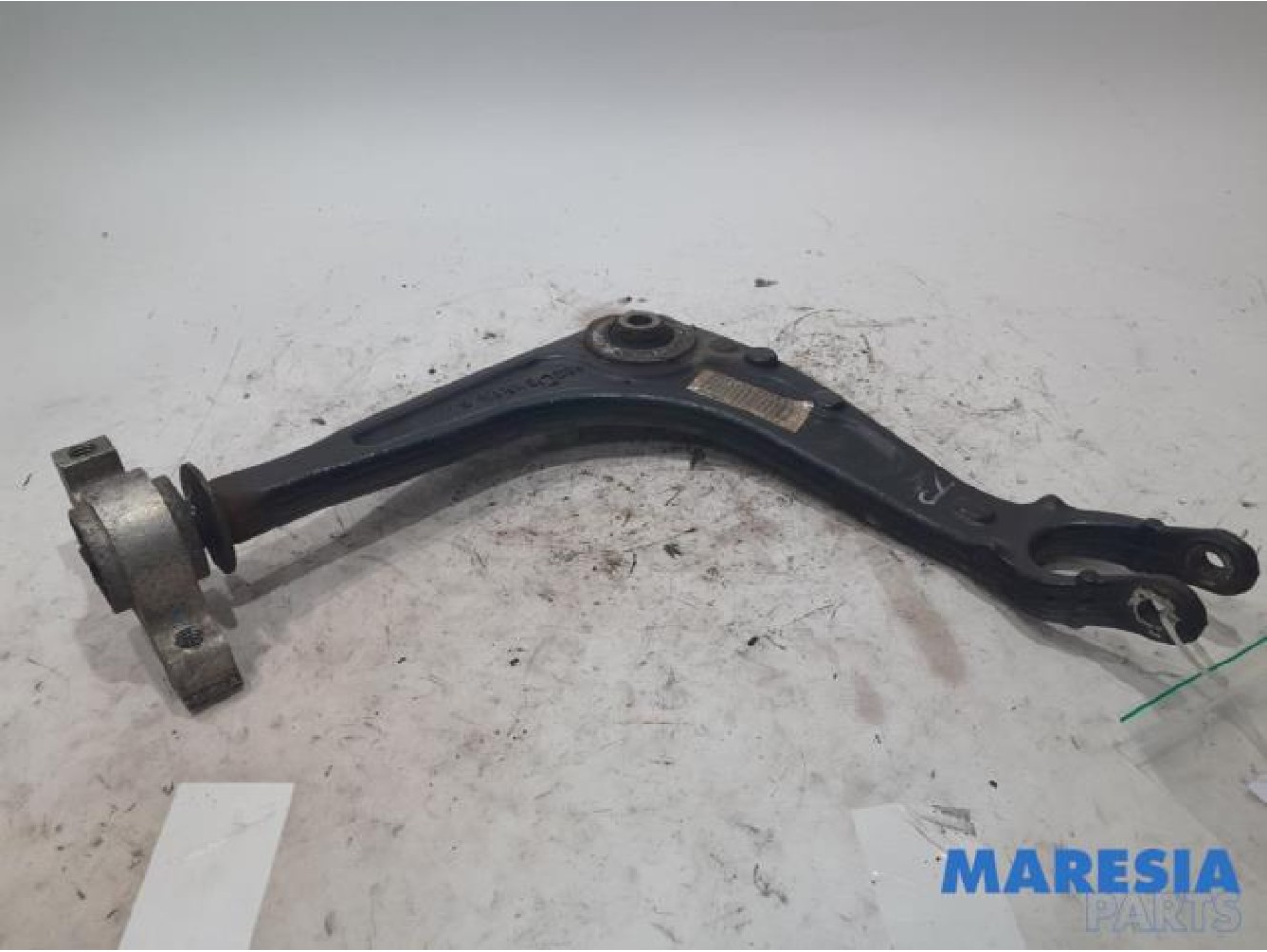 Citroen - C5 - Front lower wishbone, right