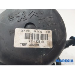Citroen - C5 - Pompe direction assistée