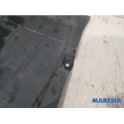 Renault - Captur - Plaque de protection moteur