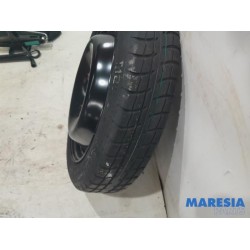 Renault - Captur - Krikset + reservewiel