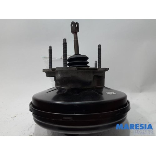 Renault - Clio - Brake servo