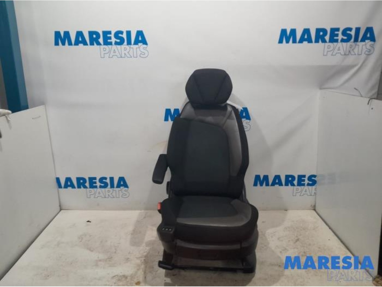 Citroen - C4 Picasso - Stoel links