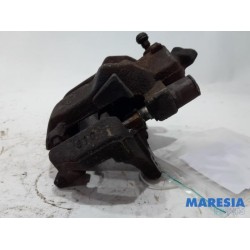 Renault - Clio - Front brake calliper, right