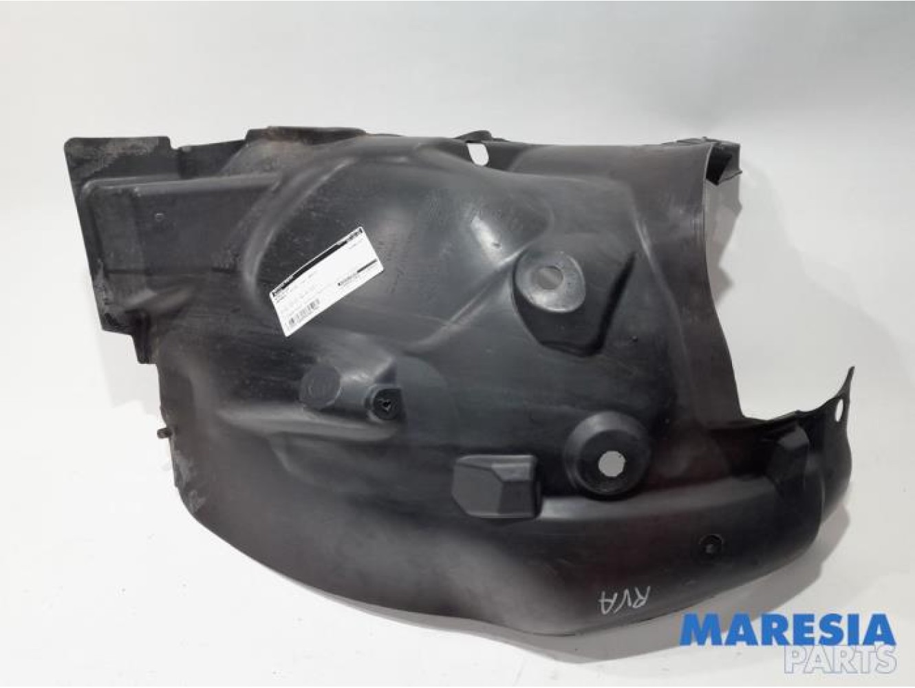 Renault - Clio - Wheel arch liner
