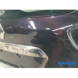 Renault - Captur - Tailgate
