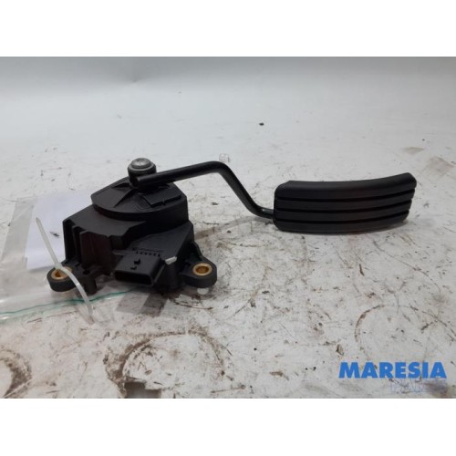 Renault - Grand Scenic - Gaspedaalpositie Sensor