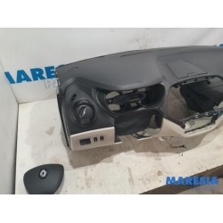Renault - Captur - Airbag set + dashboard