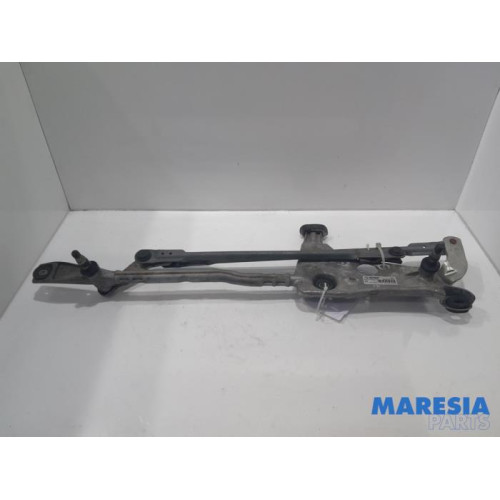 Peugeot - 308 - Wiper mechanism