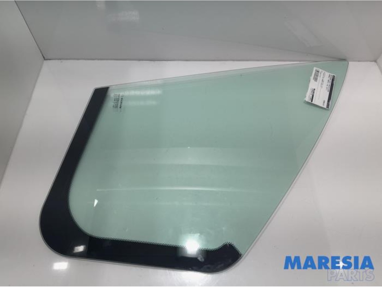 Renault - Trafic - Quarter light, front right