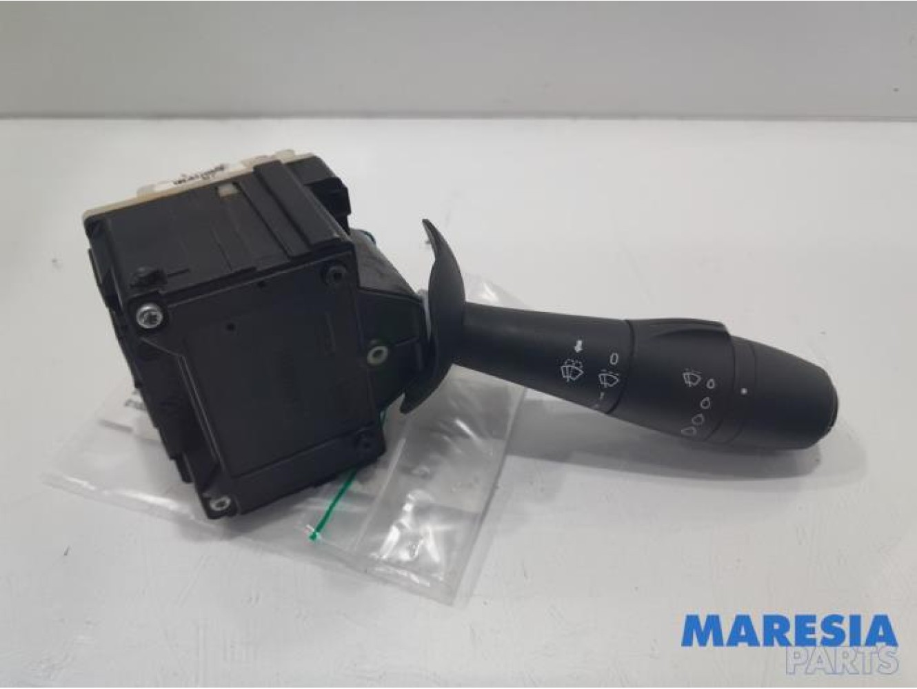Renault - Trafic - Wiper switch